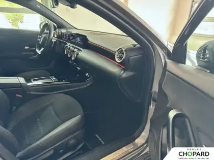 Photo 12 Mercedes Classe A  180 7G-DCT