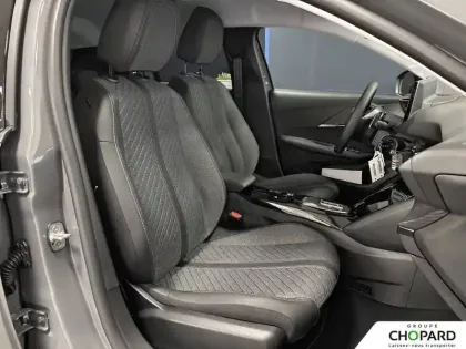 Photo 15 Peugeot 208  Hybrid 110 e-DCS6