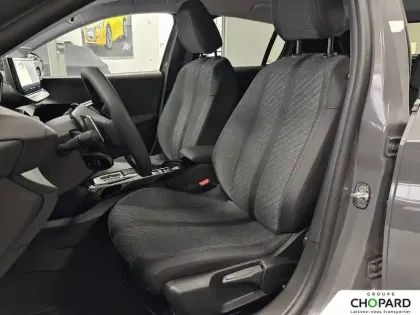 Photo 14 Peugeot 208  Hybrid 110 e-DCS6