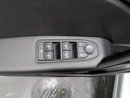 Photo 27 Renault Captur  TCe 100 GPL