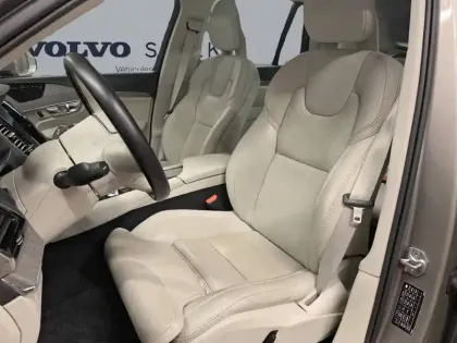 Photo 7 Volvo Xc90  Recharge T8 AWD 303+87 ch Geartronic 8 7pl