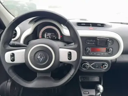 Photo 21 Renault Twingo  III E-Tech