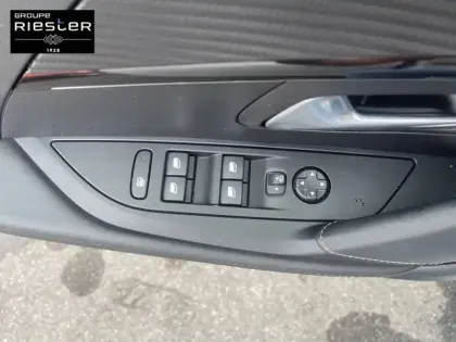 Photo 14 Peugeot 208  Electrique 50 kWh 136ch
