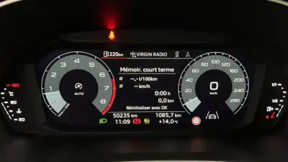 Photo 24 Audi Q3  35 TFSI 150 ch