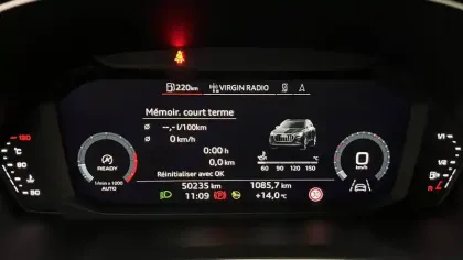 Photo 25 Audi Q3  35 TFSI 150 ch