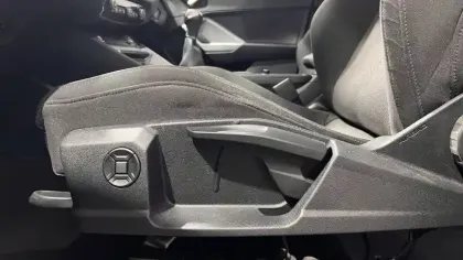 Photo 16 Audi Q3  35 TFSI 150 ch