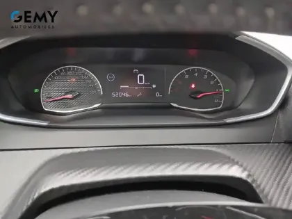 Photo 14 Peugeot 208  BlueHDi 100 S&S BVM6