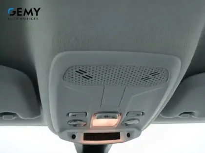 Photo 16 Peugeot 208  BlueHDi 100 S&S BVM6