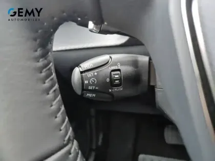 Photo 17 Peugeot 208  Hybrid 110 e-DCS6