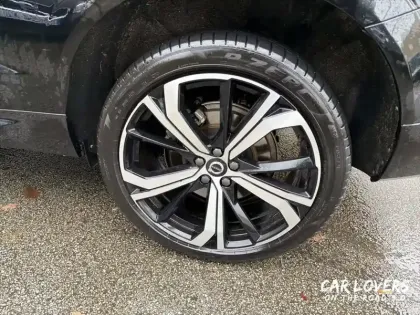 Photo 7 Volvo Xc60  T8 Recharge AWD 303 ch + 87 ch Geartronic 8