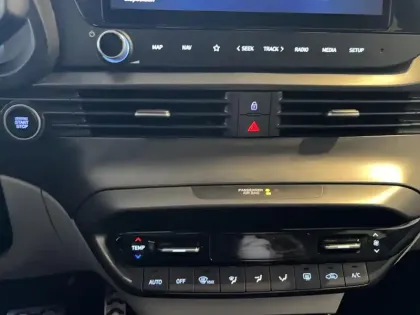 Photo 19 Hyundai Bayon  1.0 T-GDi 100 DCT-7