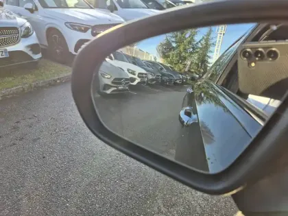 Photo 19 Mercedes Classe A  250 e 8G-DCT