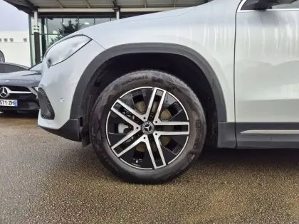 Photo 3 Mercedes GLA  250 e 8G-DCT
