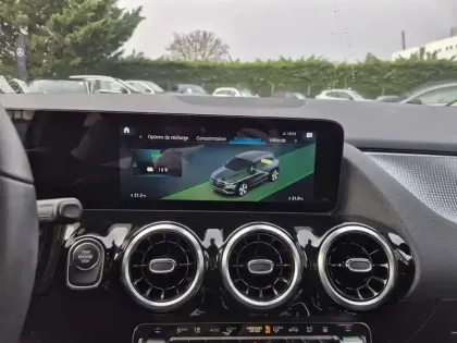 Photo 18 Mercedes GLA  250 e 8G-DCT