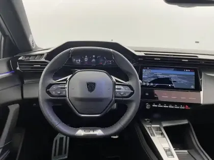 Photo 21 Peugeot 408  Hybrid 136 e-DCS6