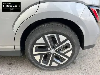 Photo 10 Hyundai Kona  Electrique 64 kWh - 204 ch