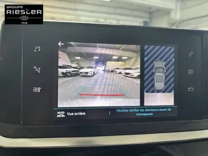 Photo 17 Peugeot 2008  Moteur électrique 136 ch