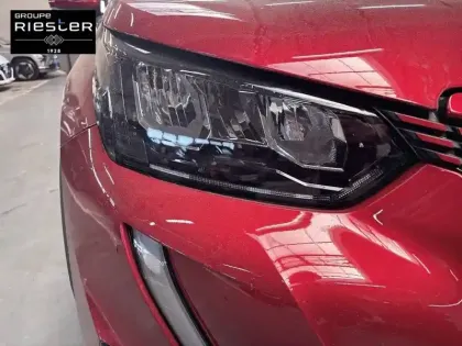 Photo 15 Peugeot 2008  Moteur électrique 136 ch