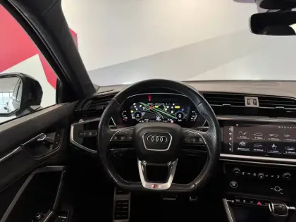 Photo 12 Audi Q3  Sportback 45 TFSIe  245 ch S tronic 6