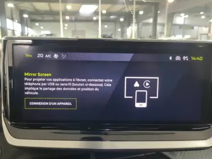 Photo 10 Peugeot 2008  Hybrid 136 e-DCS6