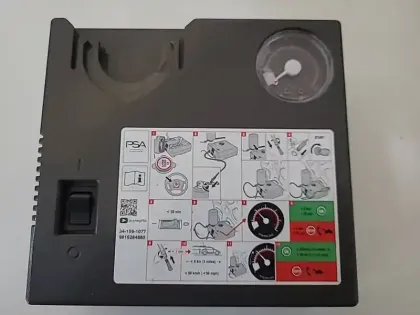 Photo 38 Peugeot 2008  Hybrid 136 e-DCS6