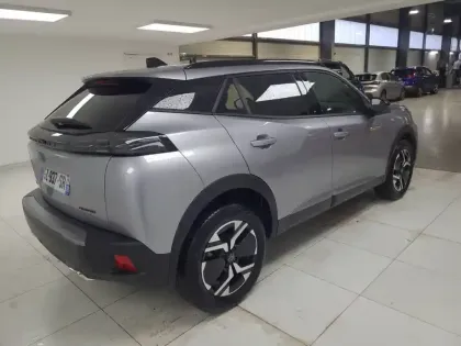 Photo 5 Peugeot 2008  Hybrid 136 e-DCS6