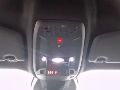 Photo 28 Peugeot 2008  Hybrid 145 e-DCS6