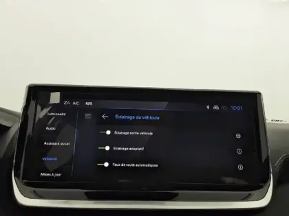 Photo 26 Peugeot 2008  Hybrid 145 e-DCS6