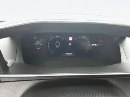 Photo 9 Peugeot 2008  Hybrid 145 e-DCS6