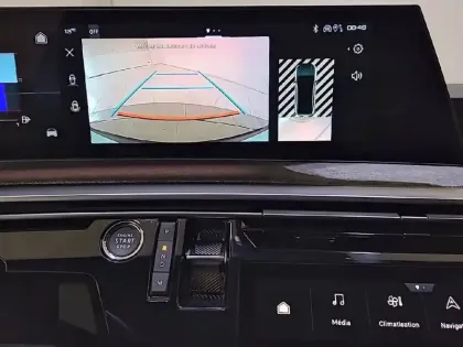 Photo 83 Peugeot 3008  Hybrid 136 e-DCS6