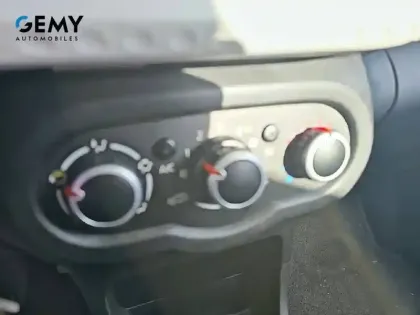 Photo 14 Renault Twingo  III 1.0 SCe 70 E6