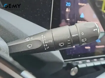 Photo 19 Peugeot 308  PureTech 130ch S&S EAT8