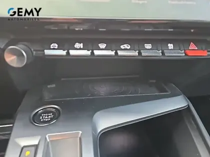 Photo 59 Peugeot 308  PureTech 130ch S&S EAT8