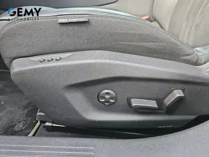 Photo 15 Peugeot 308  PureTech 130ch S&S EAT8