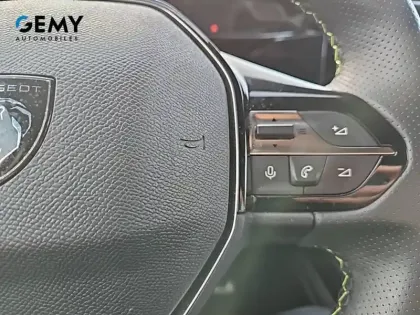 Photo 49 Peugeot 308  PureTech 130ch S&S EAT8