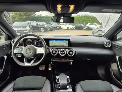 Photo 9 Mercedes Classe A  200 7G-DCT