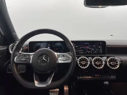 Photo 53 Mercedes Classe A  200 7G-DCT