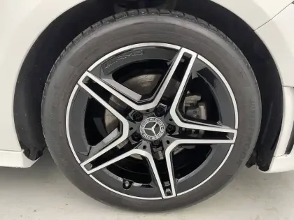 Photo 44 Mercedes Classe A  200 7G-DCT