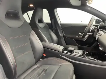 Photo 59 Mercedes Classe A  200 7G-DCT