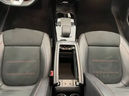 Photo 28 Mercedes Classe A  200 7G-DCT