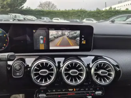 Photo 18 Mercedes Classe A  200 7G-DCT