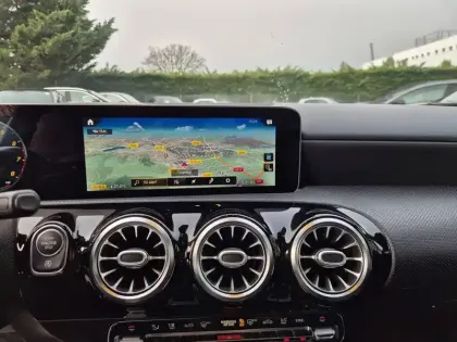 Photo 16 Mercedes Classe A  200 7G-DCT