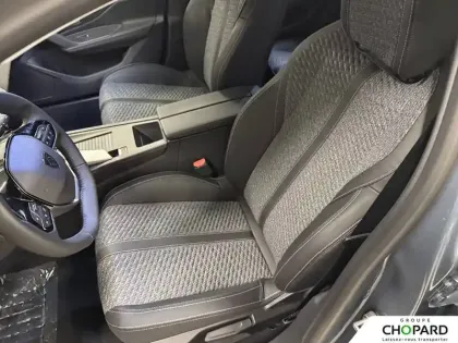 Photo 35 Peugeot 308  SW Hybrid 145 e-DCS6