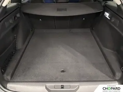 Photo 53 Peugeot 308  SW Hybrid 145 e-DCS6