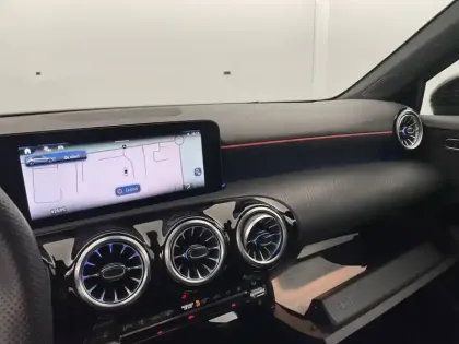 Photo 24 Mercedes Classe A  250 e Hybrid EQ 8G-DCT