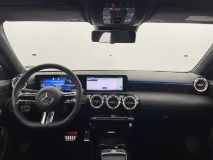 Photo 26 Mercedes Classe A  250 e Hybrid EQ 8G-DCT