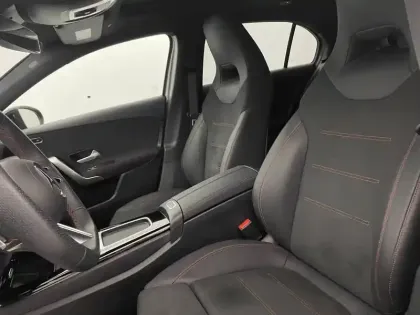 Photo 14 Mercedes Classe A  250 e Hybrid EQ 8G-DCT