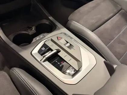 Photo 8 BMW Serie 1 120 170 ch DKG7