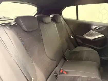 Photo 12 BMW Serie 1 120 170 ch DKG7