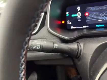 Photo 122 Renault Clio  E-Tech full hybrid 145 ch GSR2